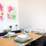 Ih Apartments, Studios&suites