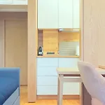 Ih Apartments, Studios&suites Pensión 4*